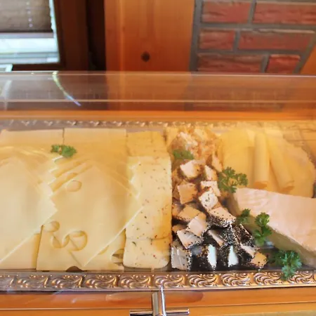 Fischer Cafe Отель Браке