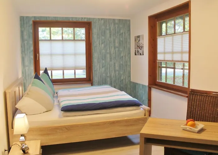 Fischer Cafe Hotel *