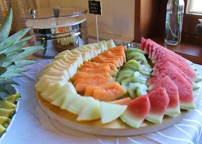 Fischer Cafe Hotel *