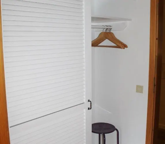 Fischer Cafe Hotel *